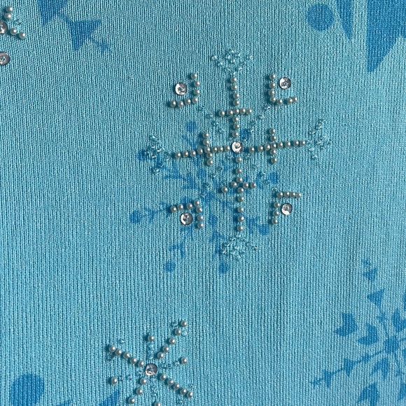 2 holiday tops size L - Picture 7 of 7